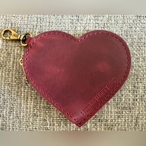 Portland Leather Anemone Heart Pouch
